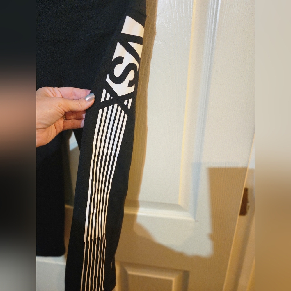 Victoria's Secret Black and White Striped Capri Leggings - Picture 4 of 5